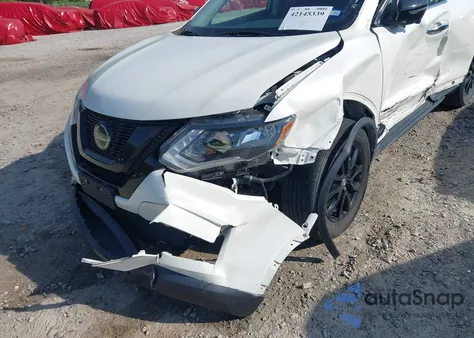 2018 Nissan Rogue Sv z USA, uszkodzony, nr VIN 5N1AT2MVXJC752037